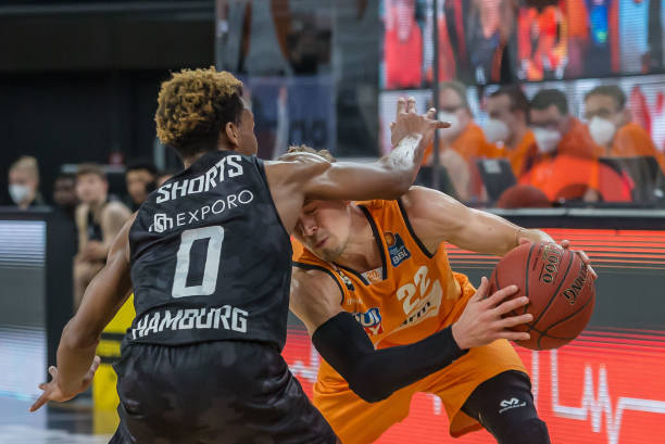 联盟前列的 联盟前列的