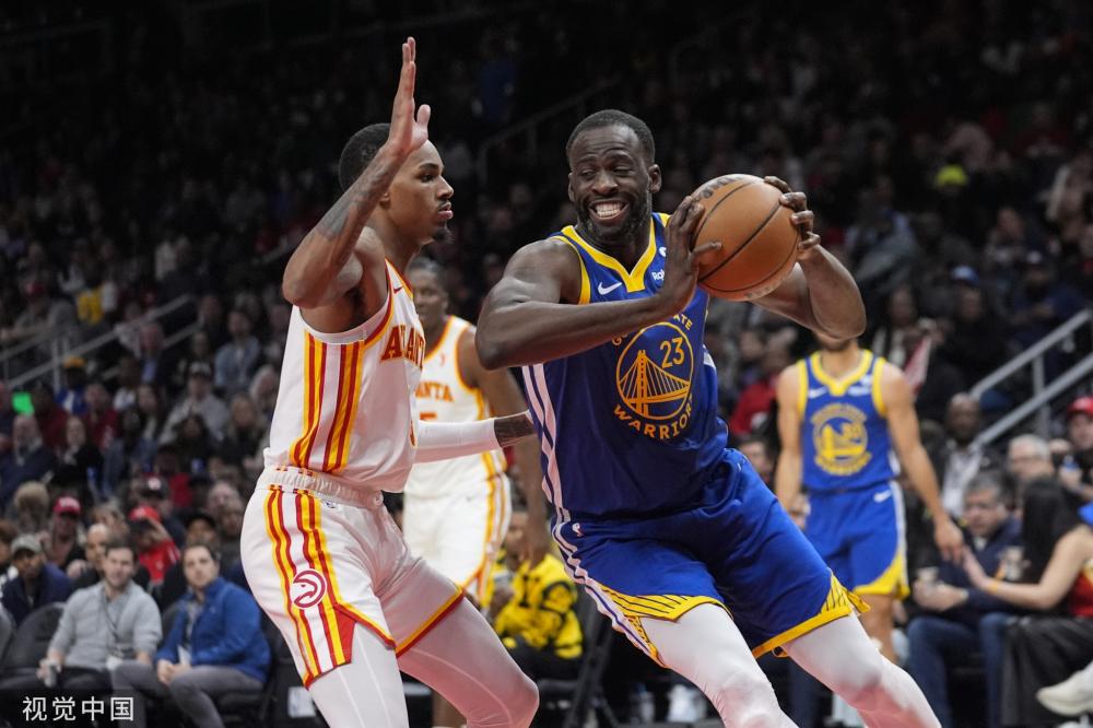 以绝对优势 以绝对优势