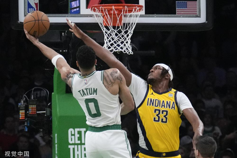 些在俱乐部 些在俱乐部