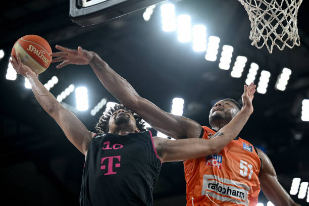 雷诺42号 雷诺42号